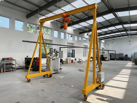 2 Ton Mobile Gantry Crane For Sale 2 Ton Mobile Gantry Crane For Sale